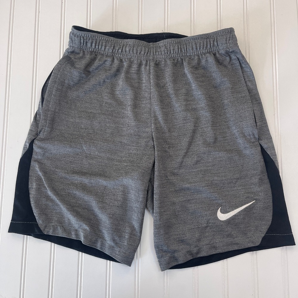 Nike Dri-FIT Slim Fit Athletic Shorts Mens Small Gray Black Training Gym